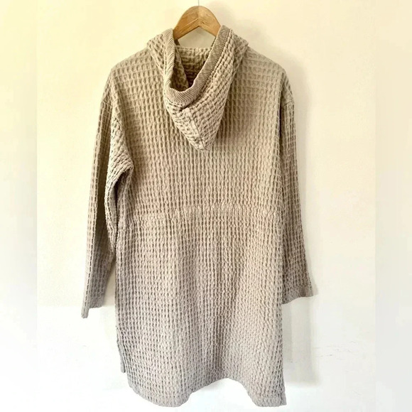 Monodoc LA Gray Hooded Waffle Knit Button Front Long Cardigan Jacket Size Medium - Picture 12 of 16